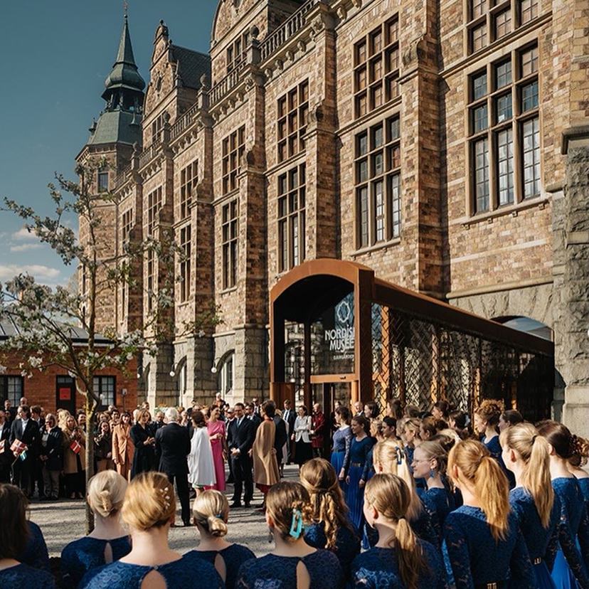 Nordiska træplantning + pigekorte